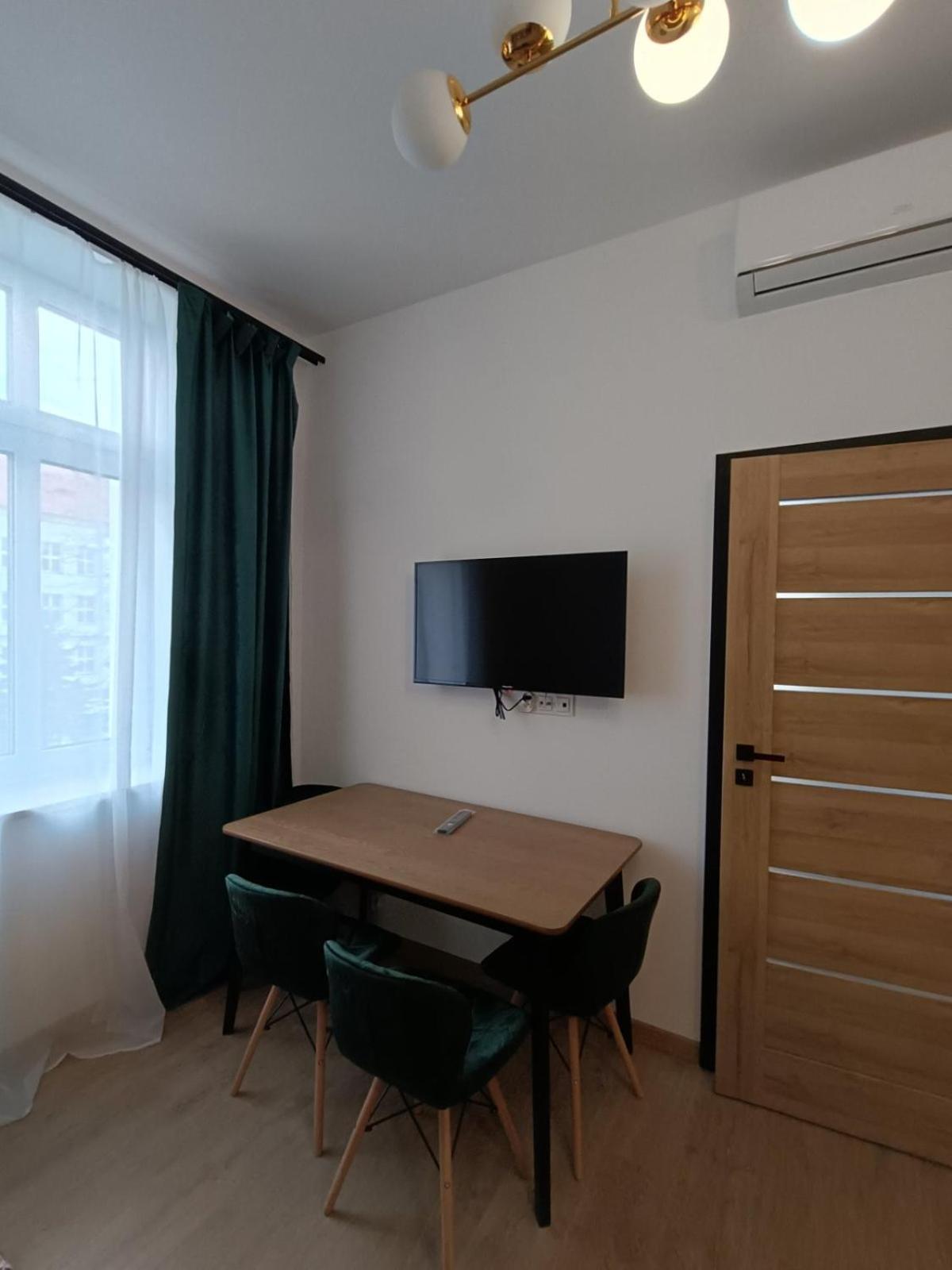 Mh Apartment Rzeszów Esterno foto